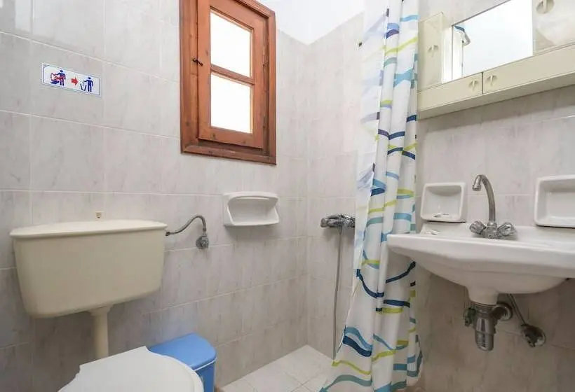 スタンダード４人部屋, Depis Apartments 2