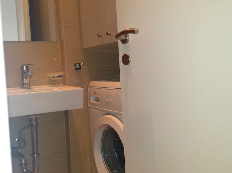 דירת חדר, Elvita Apartments