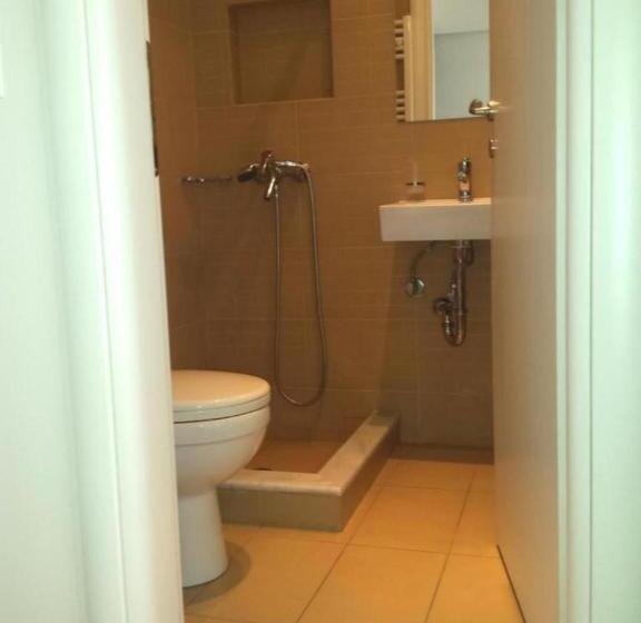 דירת חדר, Elvita Apartments