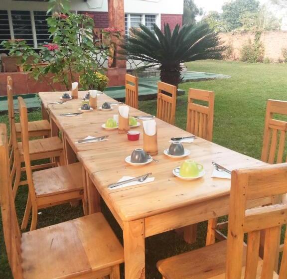 اتاق استاندارد, Colibri Taverne & Guest House