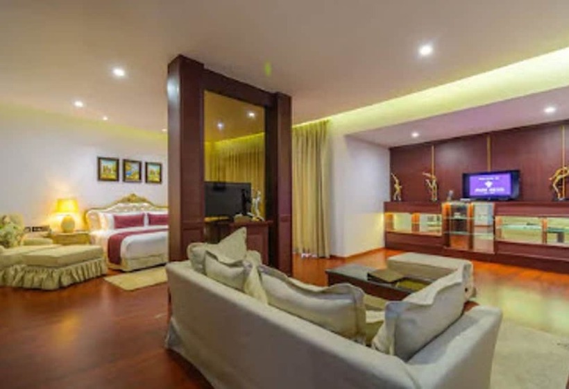 سوئیت رویال, Park Regis Goa