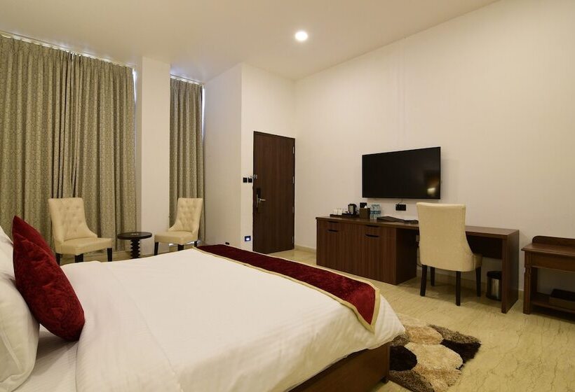 اتاق سوپریور با تخت بزرگ, Park Regis Goa