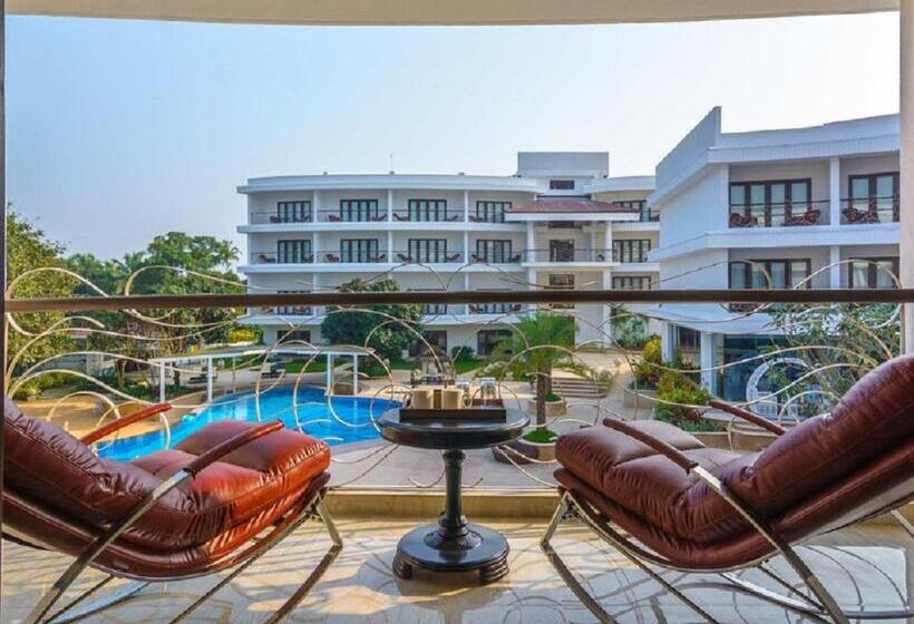 Premium Room Pool View, Park Regis Goa