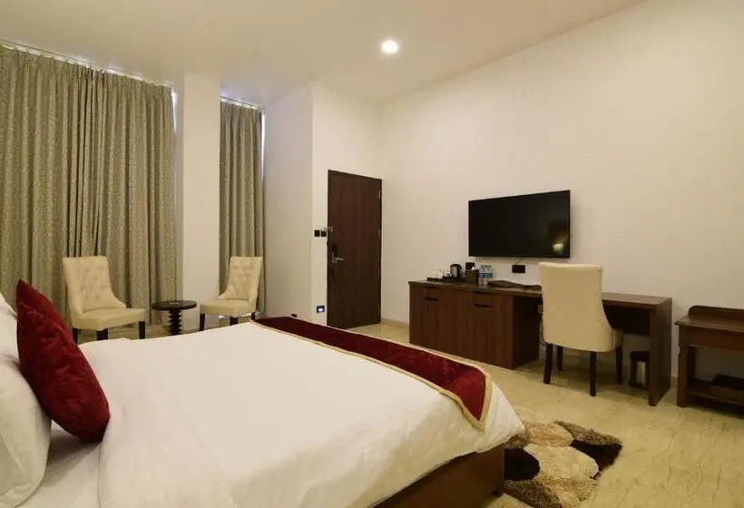 اتاق سوپریور با تخت بزرگ, Park Regis Goa