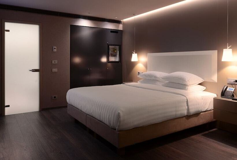 湖の見えるジュニアスイート, Saz City Life Boutique