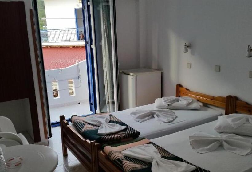 스탠다드 전망 룸, Tarra