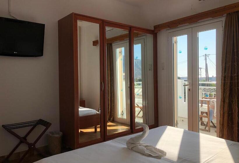 带海景的标准工作室, Anthoulis Studios