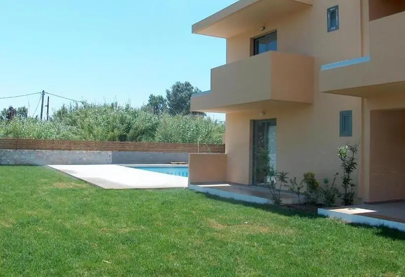スタンダードスタジオ, Gerona Mare Apartments