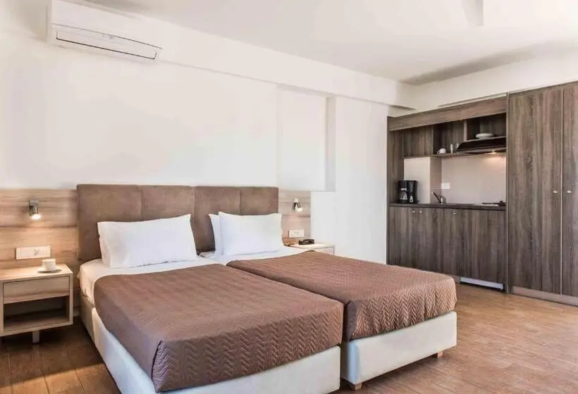 スタンダードスタジオ, Gerona Mare Apartments
