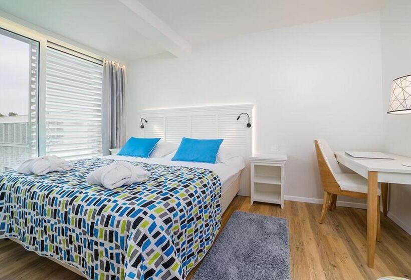 سوییت, Amadria Park Beach Hotel Jure