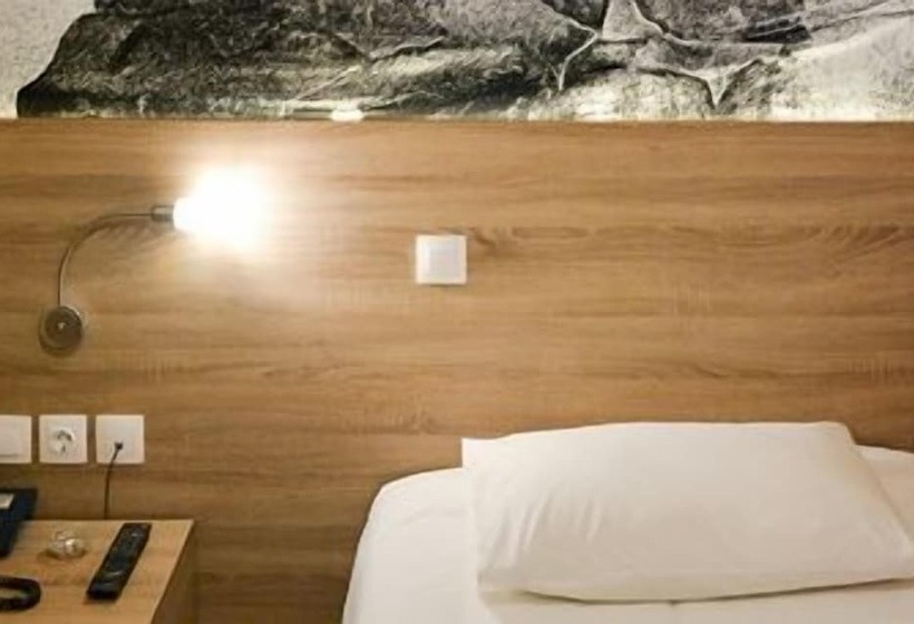 스탠다드 싱글 룸, Marianna