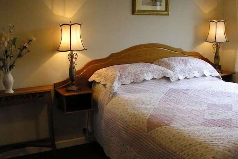 اتاق استاندارد یک نفره, Millhouse Bed & Breakfast