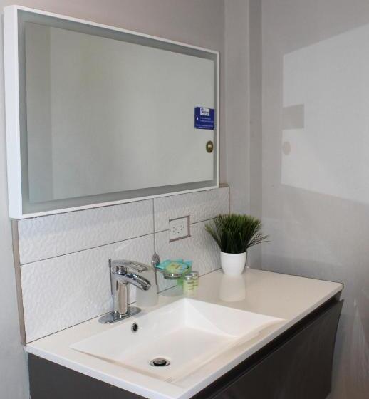 디럭스 룸, Barefoot Caye Caulker