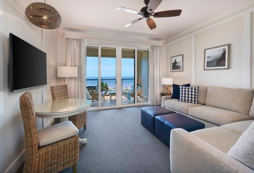 디럭스 스위트 킹 침대, Jekyll Ocean Club Resort