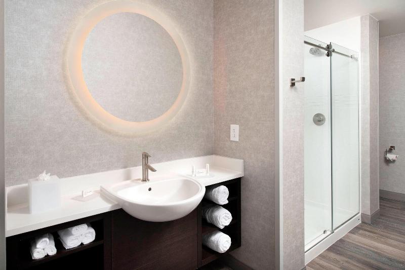 סוויטה עם מיטת קווין, Springhill Suites By Marriott Atlanta Downtown