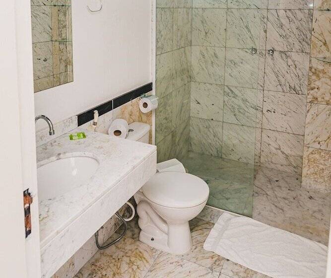 חדר דלוקס, Suítes E Flats E Ponto