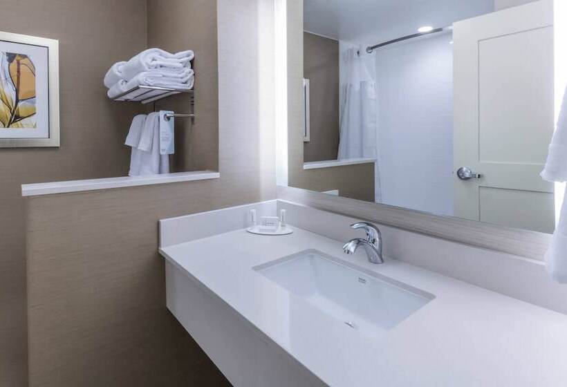 Номер Стандарт, Fairfield Inn & Suites By Marriott Boston Marlborough/apex Center