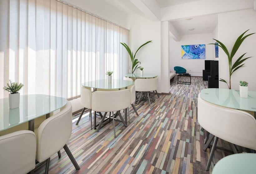 带双人床的经典房间, Hostel šakić