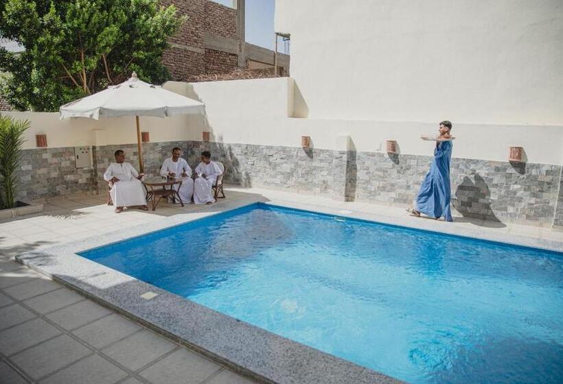 스탠다드 트리플 발코니 룸, Senmut Luxory Rooms