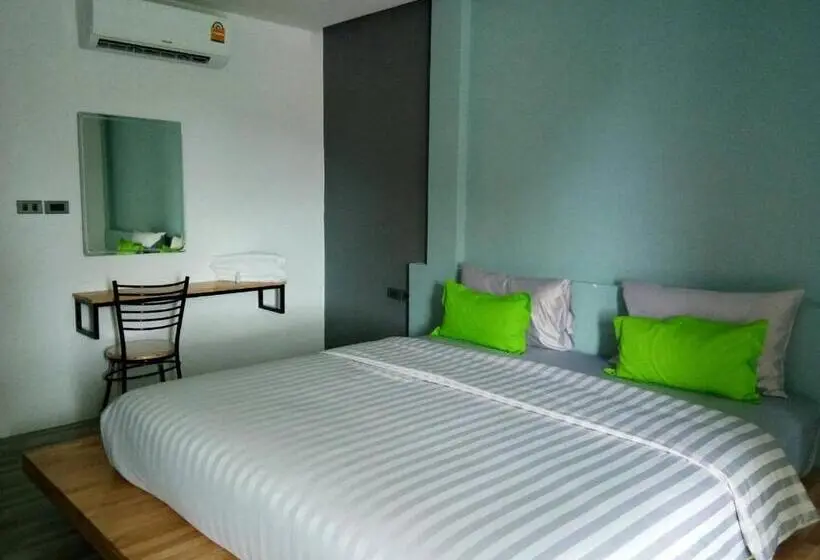 اتاق استاندارد چهار تخته, Sor Kor Sor Resort