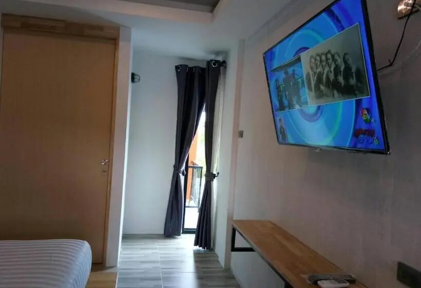 اتاق سوپریور چهار تخته, Sor Kor Sor Resort