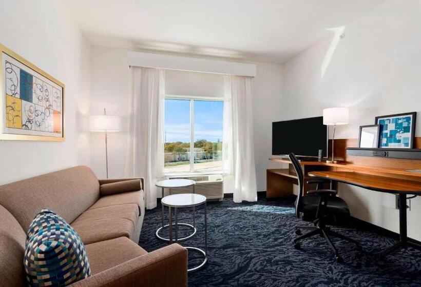 スイート, Fairfield Inn & Suites By Marriott St Petersburg North