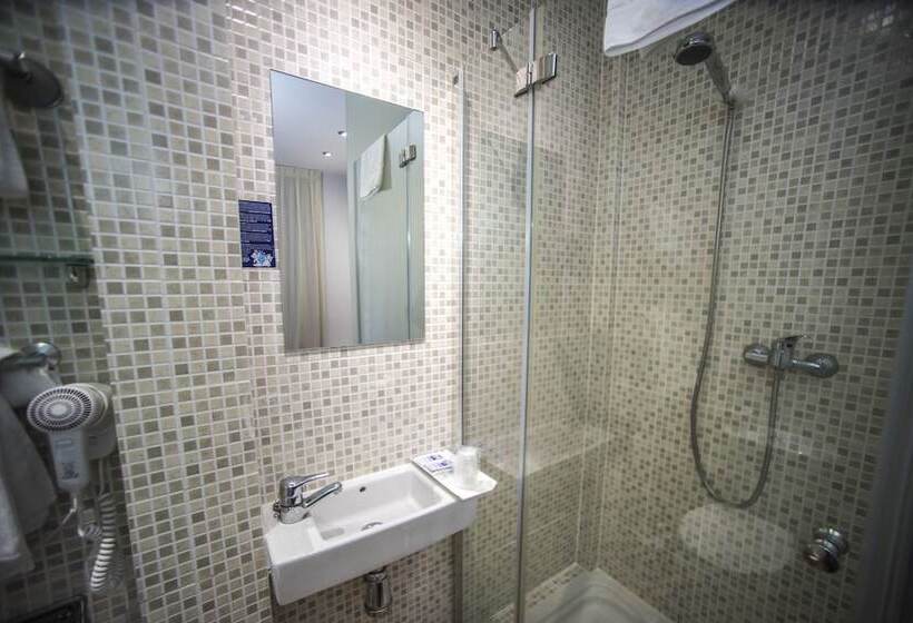 اتاق استاندارد با چشم‌انداز شهر, Hostal Centro