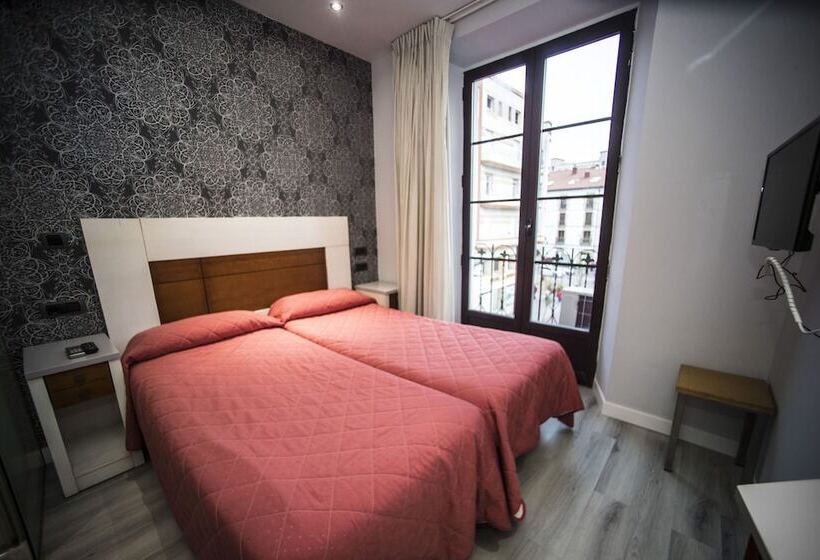 اتاق استاندارد با چشم‌انداز شهر, Hostal Centro