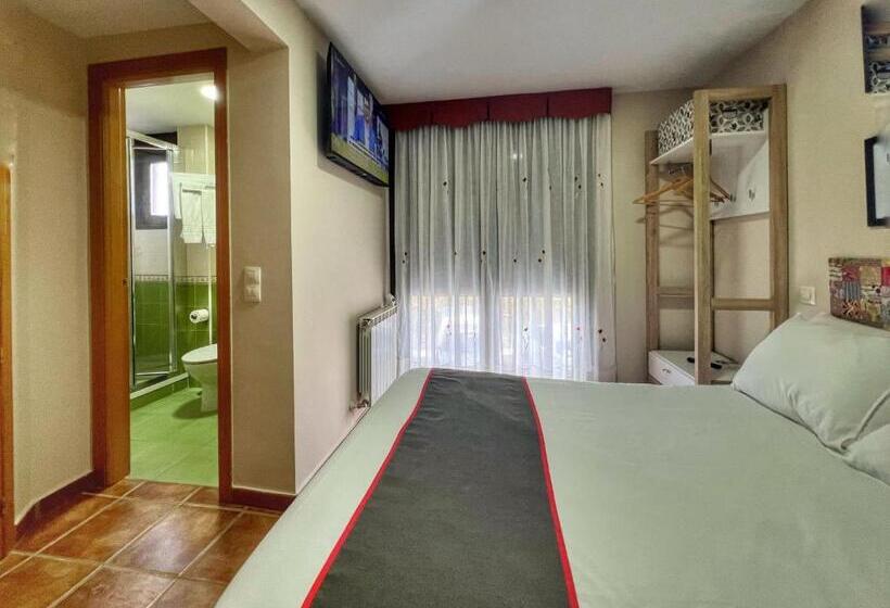 غرفة قياسية, Hostal La Colmena