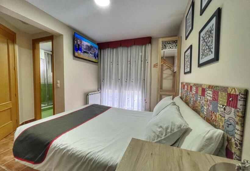 اتاق استاندارد, Hostal La Colmena