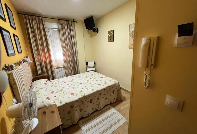 اتاق اکونومی, Hostal La Colmena