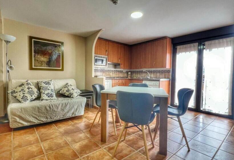 استودیو خانوادگی, Hostal La Colmena