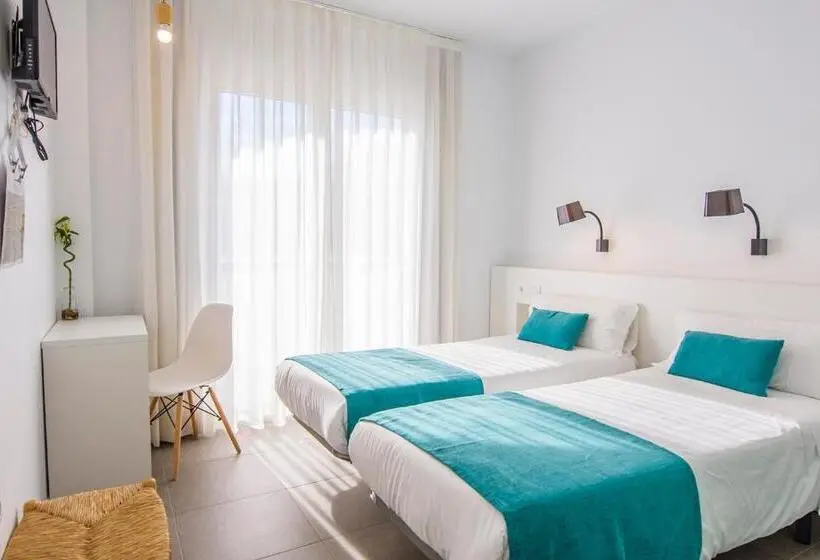 Standard-huone Parveke, Hostal La Isla