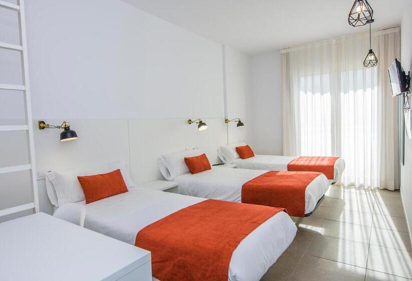 スーペリアールーム, Hostal La Isla