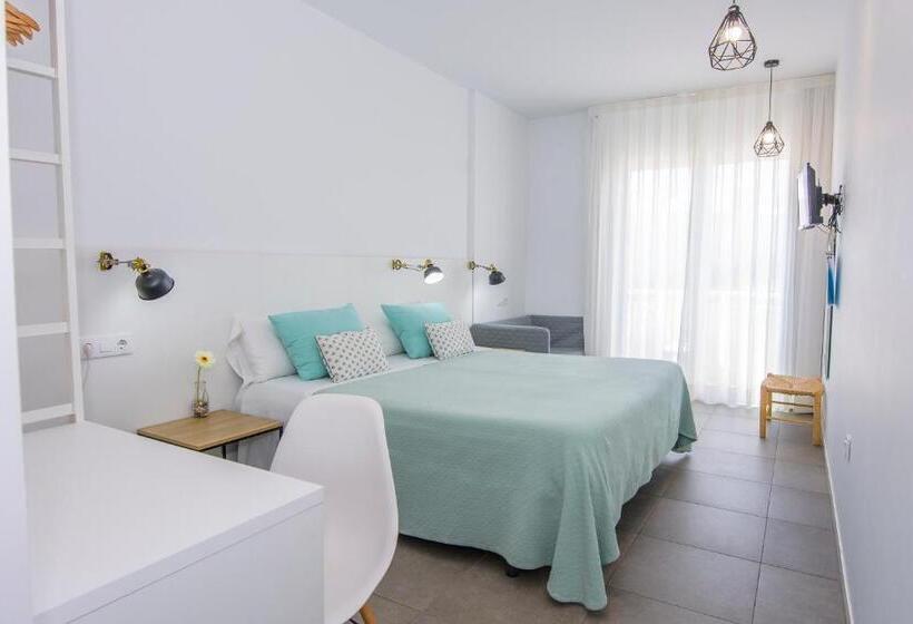 スーペリアールーム, Hostal La Isla