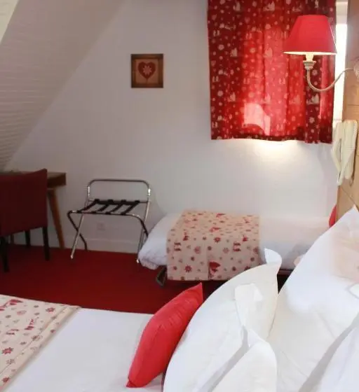 スタンダードトリプルルーム, Hôtel Les Charmilles