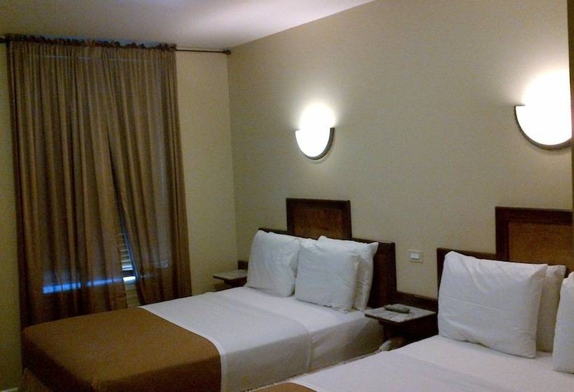 اتاق استاندارد, St Marks