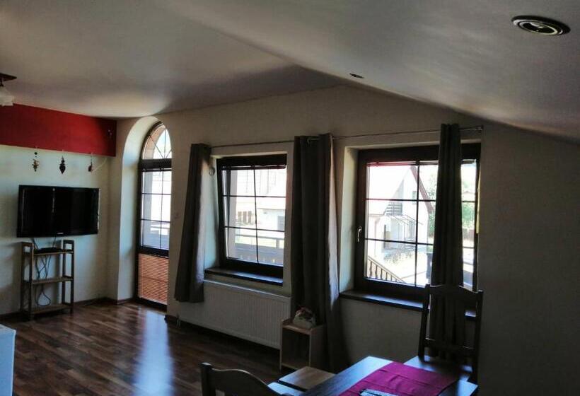 Люкс Вид на Горы, Villa Victoria Penzion