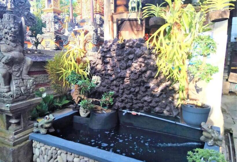 غرفة قياسية رباعية, Arjuna Homestay Ubud