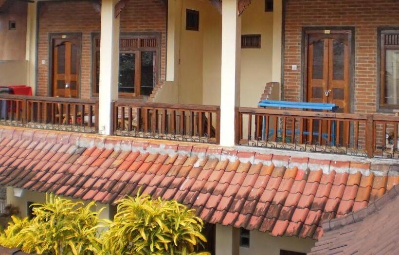 غرفة قياسية رباعية, Arjuna Homestay Ubud