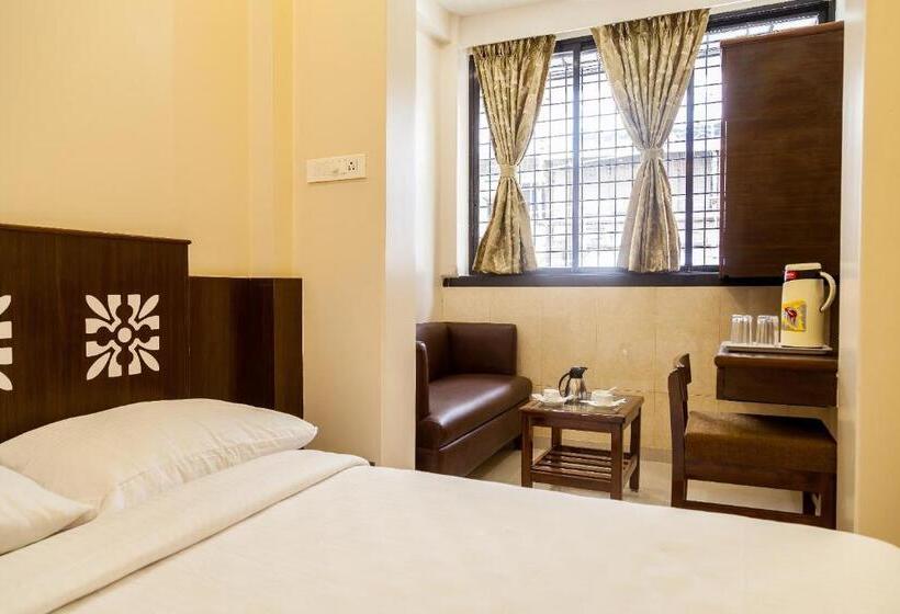חדר סופריור לארבעה, City Guest House   Dadar