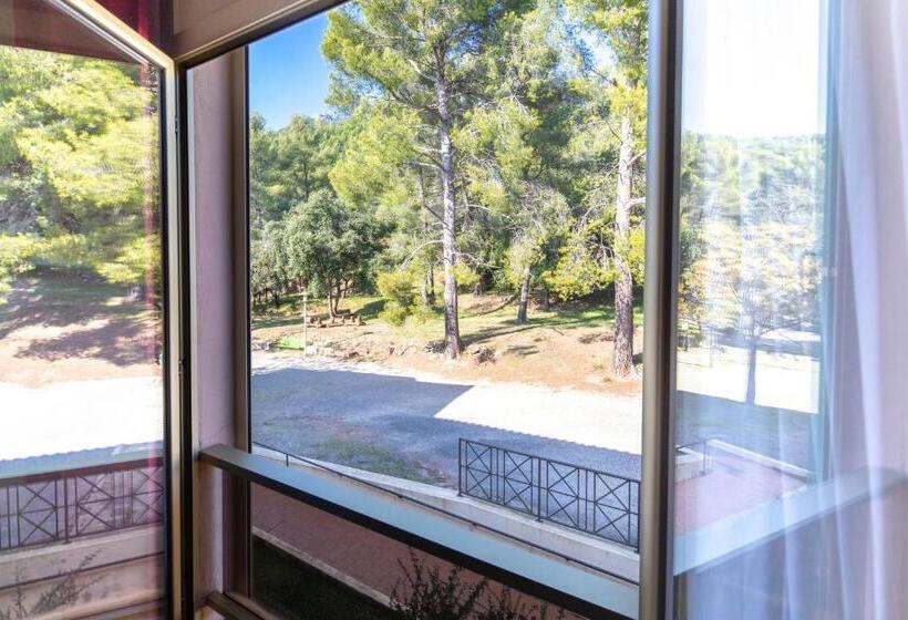 标准间, Domaine Des Gueules Cassees