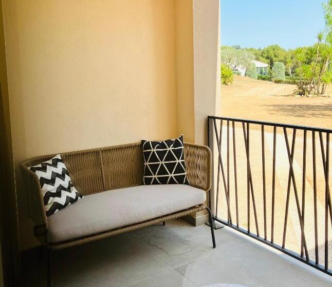 高级家庭房间, Domaine Des Gueules Cassees