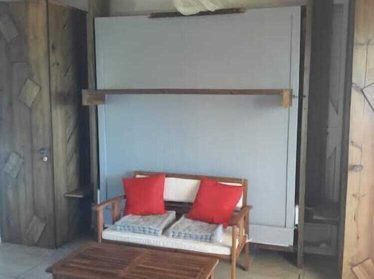 استودیوی استاندارد با چشمانداز دریا, Katalo Plage