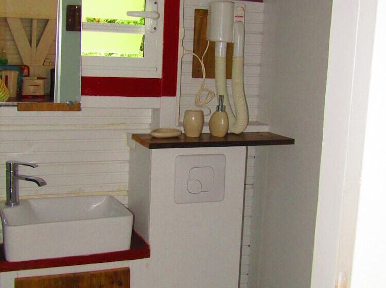 استودیوی استاندارد با چشمانداز دریا, Katalo Plage