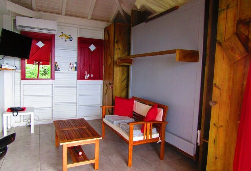 استودیوی استاندارد با چشمانداز دریا, Katalo Plage