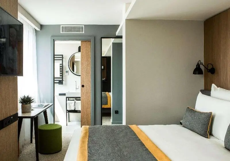 スーペリアールーム, Mercure Paris 17 Batignolles