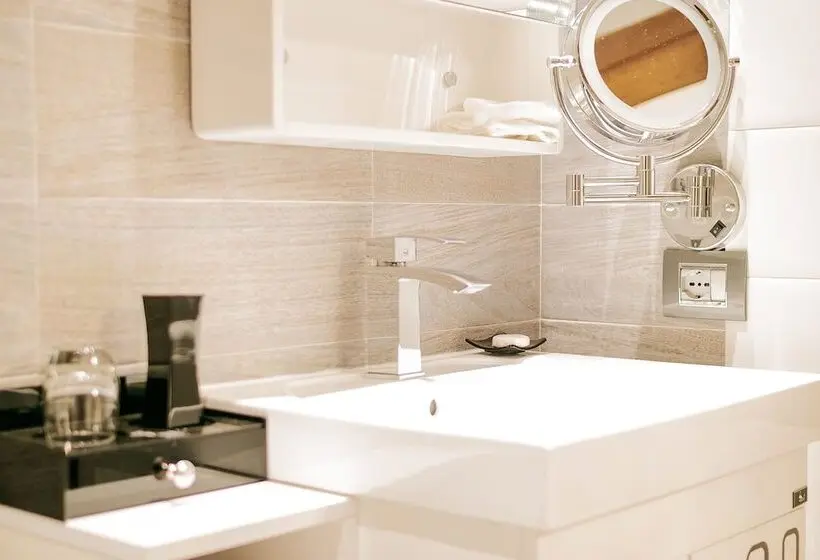 Presidenttisviitti, Oak Plaza Suites