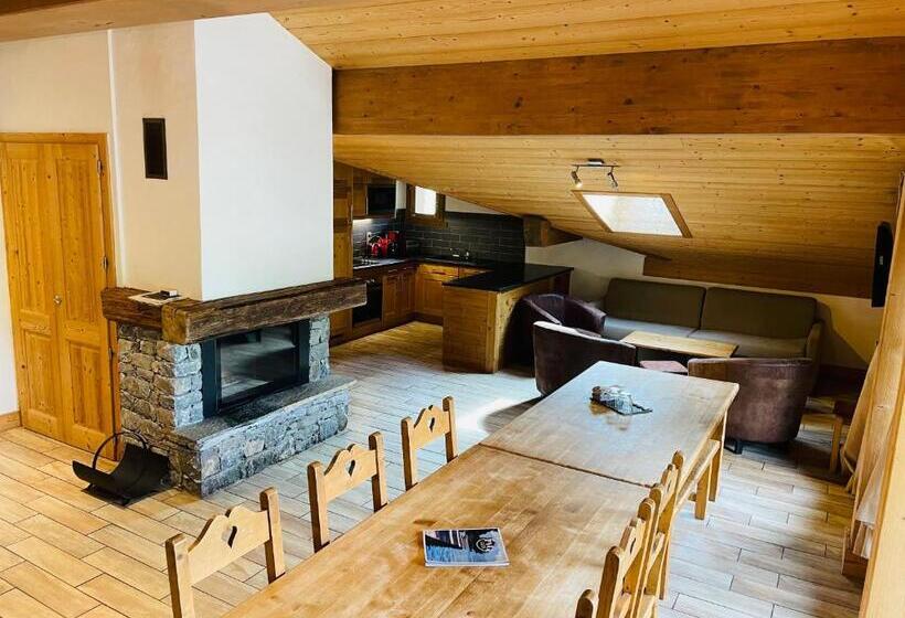 Апартаменты 5 спален, Residence  Les Grandes Alpes