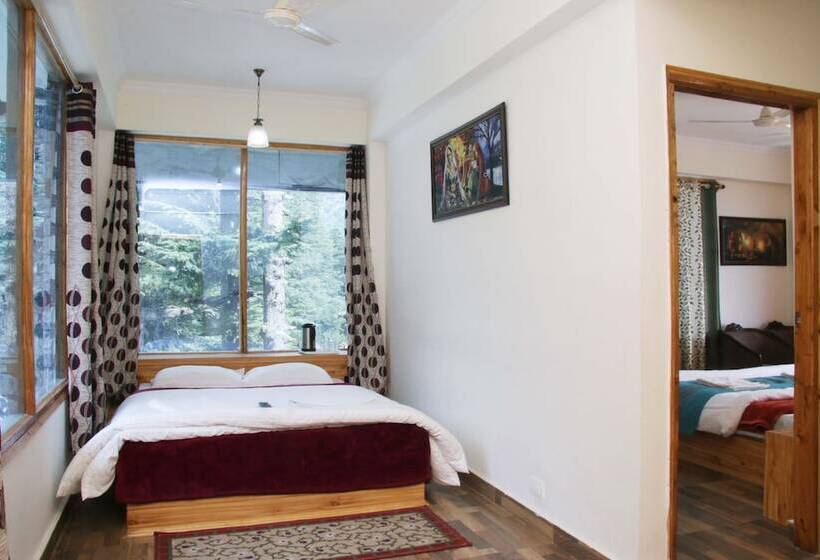 سوییت خانوادگی, Utopia Resorts & Spa